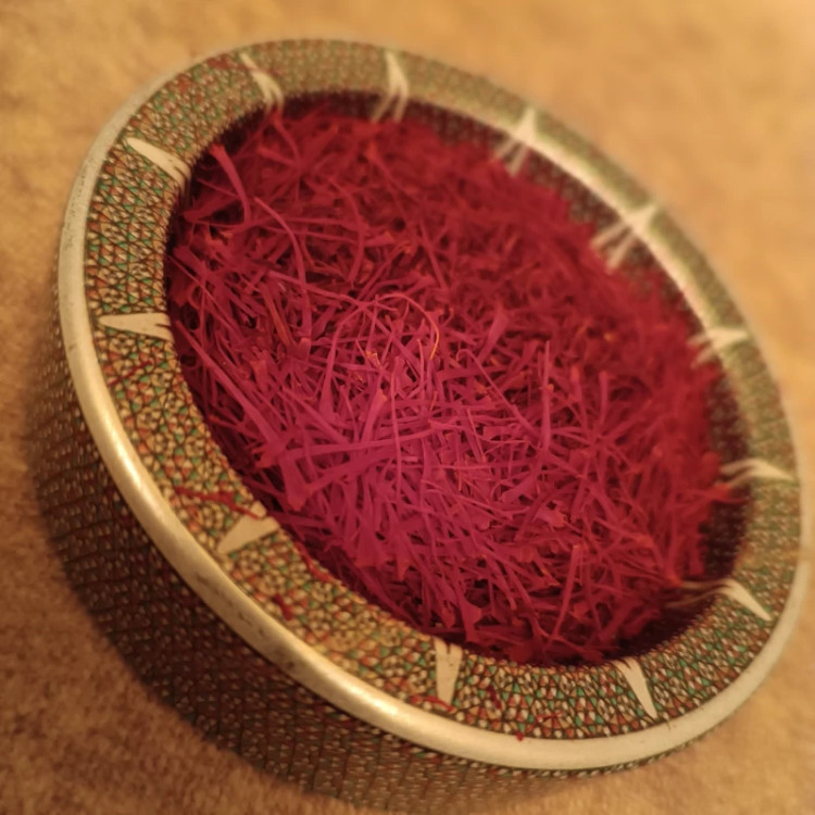 زعفران خاتم (((فروش ویژه))) یک مثقالی ارسال فوری